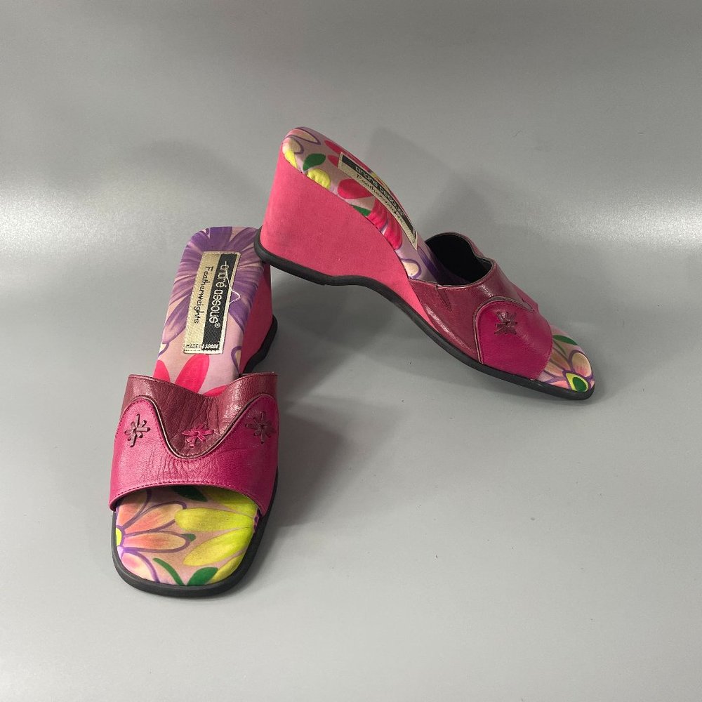 Vintage Andre Assous Featherweights Floral Wedge Sandals, 8.5